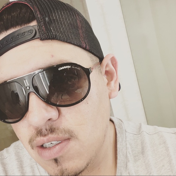 Meet your Posher, Jorge - Picture 3 of 4